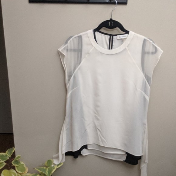 Calvin Klein | Flowy White Short-Sleeve Blouse - Picture 1 of 4